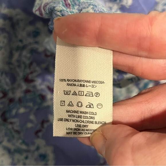 Free People Purple Paisley Split Neck Button Front Bell Sleeve Blouse Size XS - Picture 8 of 8